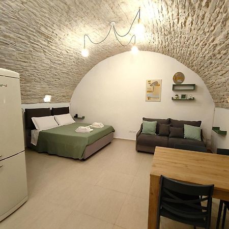 Corte Pietrantica - Charming Rooms & Suites جيوفيناتسو المظهر الخارجي الصورة