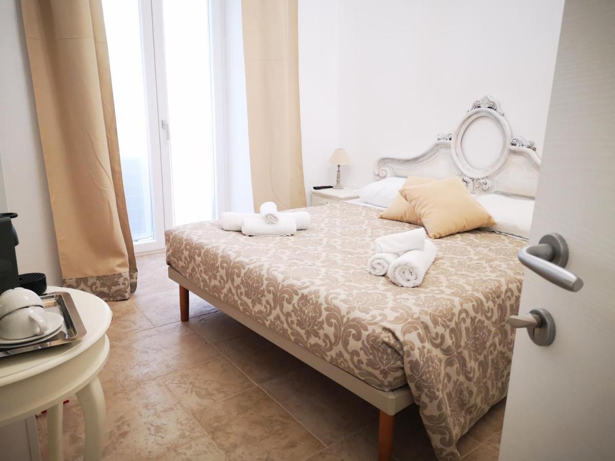 Corte Pietrantica - Charming Rooms & Suites جيوفيناتسو المظهر الخارجي الصورة