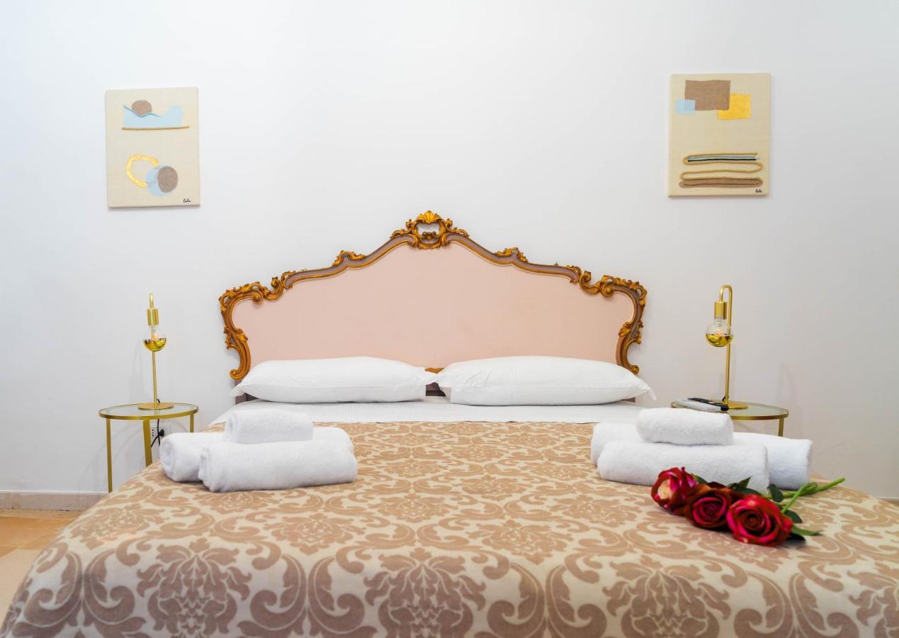 Corte Pietrantica - Charming Rooms & Suites جيوفيناتسو المظهر الخارجي الصورة