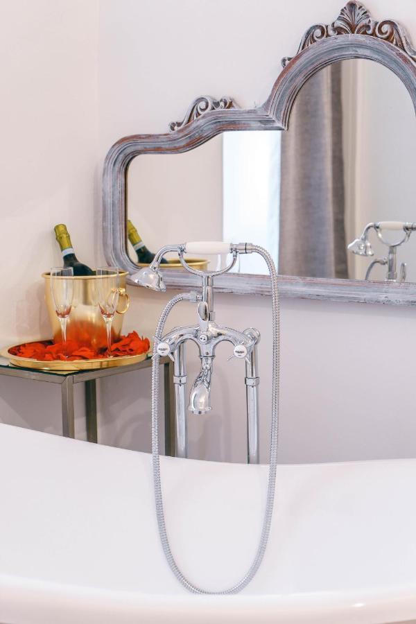 Corte Pietrantica - Charming Rooms & Suites جيوفيناتسو المظهر الخارجي الصورة